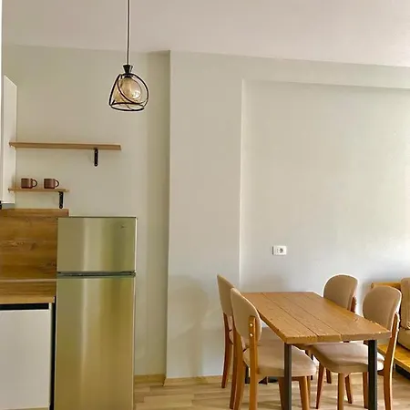 Cozy Apartment Tirana